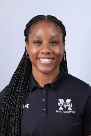 Toni Ann '24 Head Shot