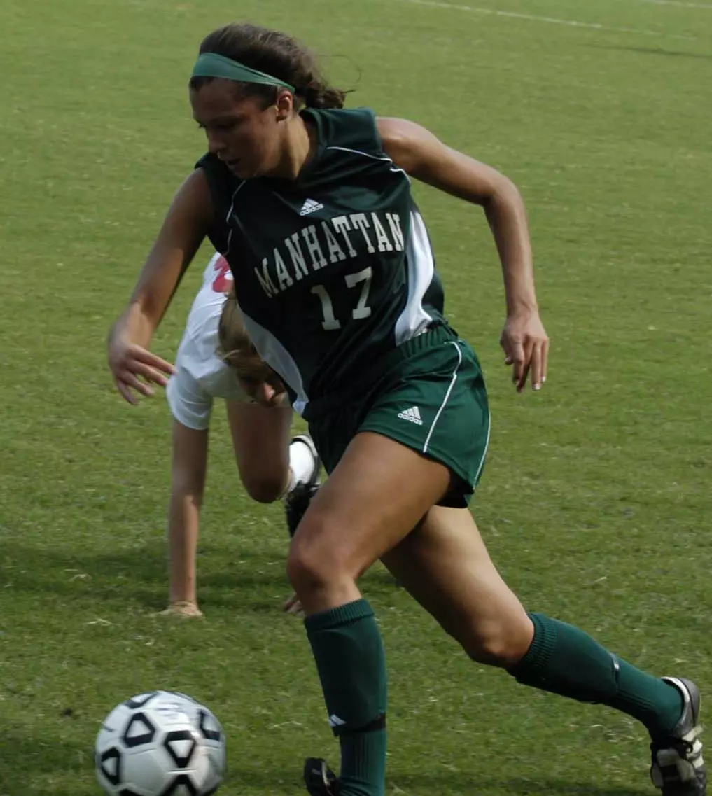 WOMEN'S SOCCER DROPS SEASON OPENER, 4-1