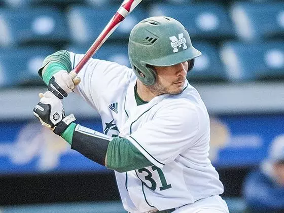 Jaspers Split Doubleheader at Siena
